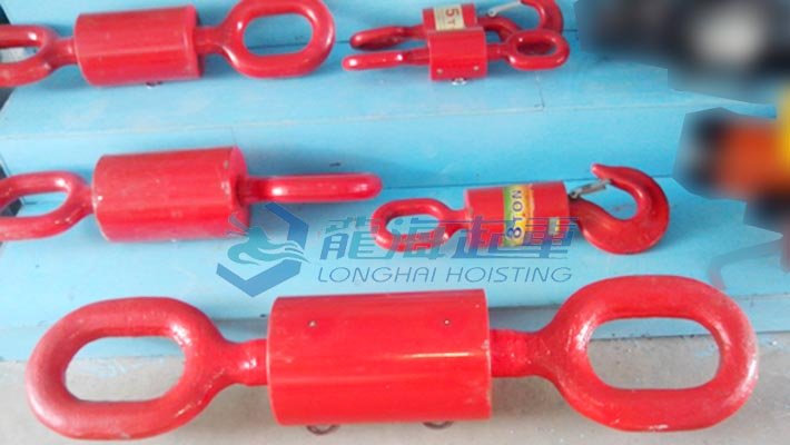 萬向旋轉吊環(huán)倉庫實拍圖片