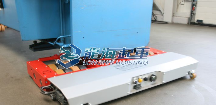 德國(guó)JUNG JLA-eSet2電動(dòng)搬運(yùn)小坦克使用案例圖