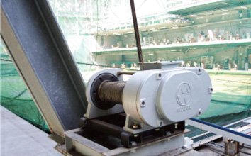 室外體育場用大力電動絞車