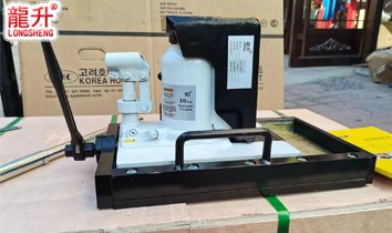 高端搬運工具：龍升帶滑臺爪式千斤頂