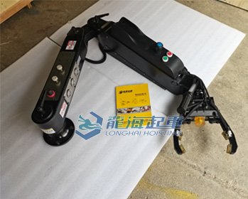 氣動(dòng)零重力機(jī)械臂實(shí)物圖三